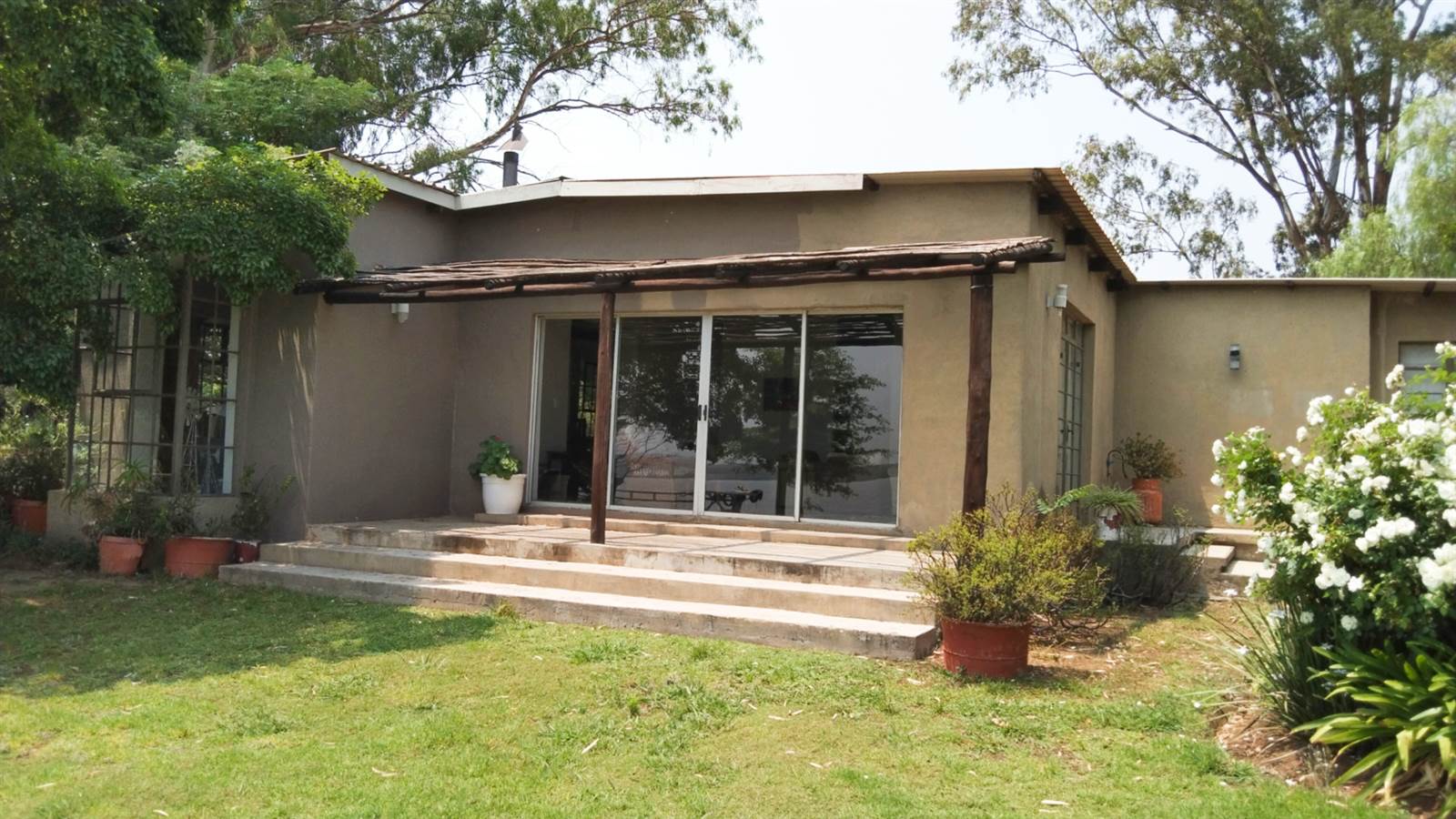 12 Bed House in Vaal Marina photo number 1