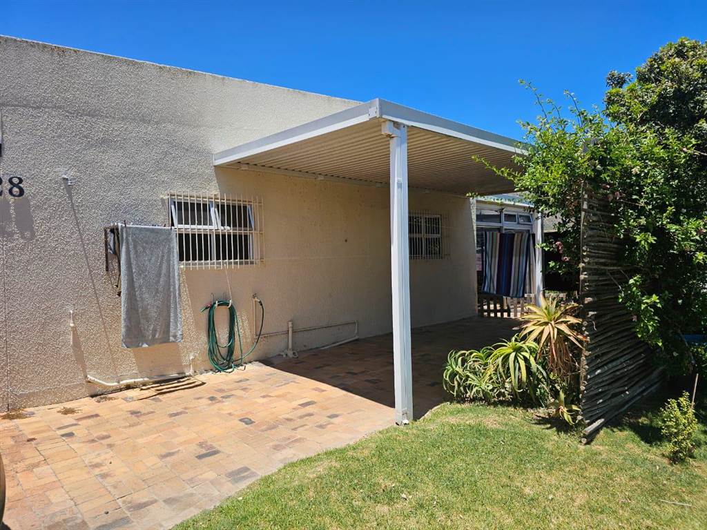 3 Bed House in Gordons Bay Central photo number 29