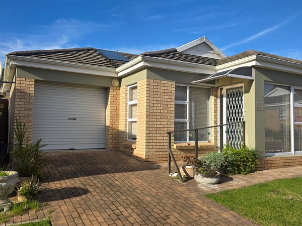 2 Bedroom Townhouse 2 Bedroom Townhouse