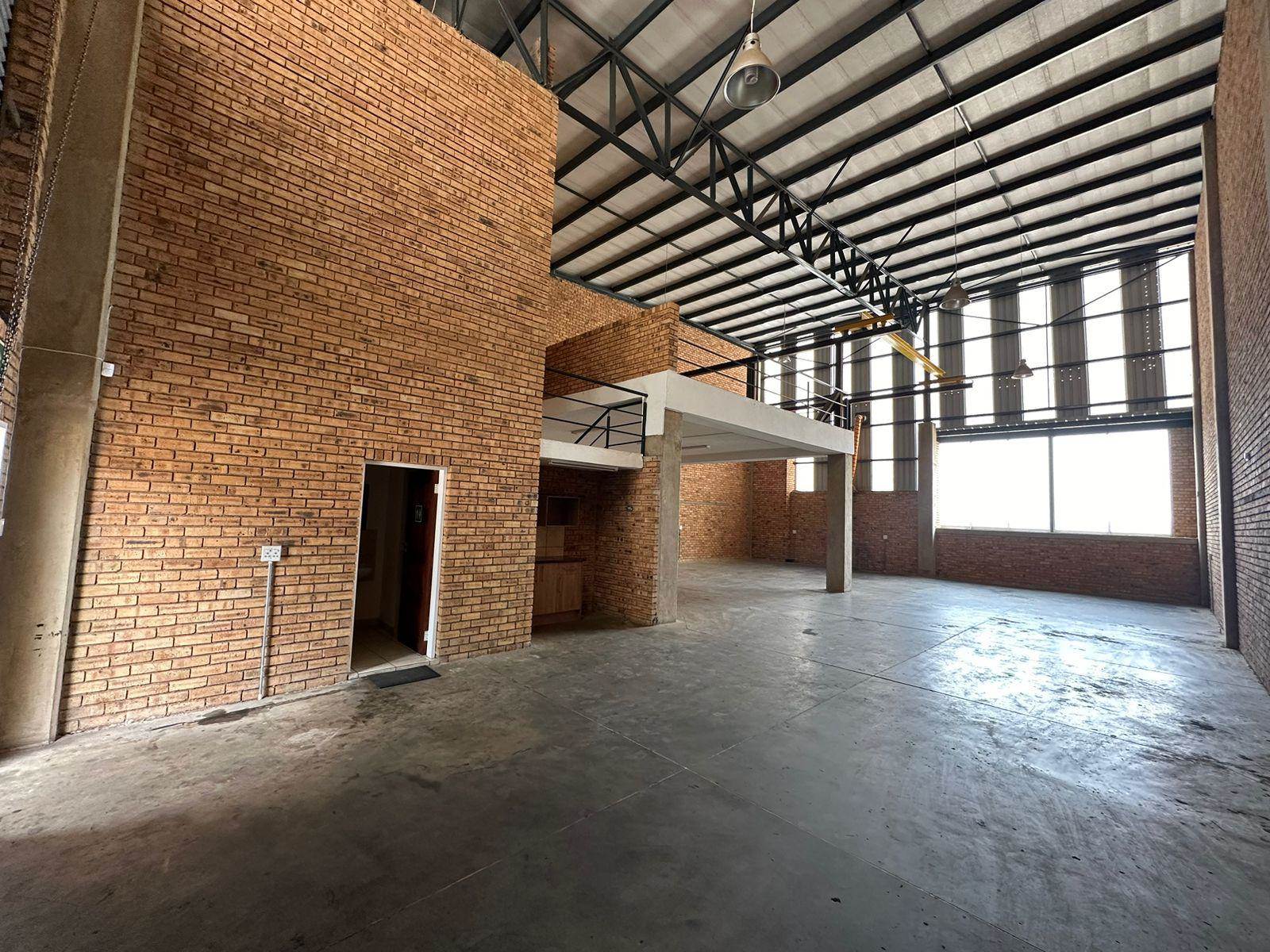 364  m² Industrial space in Lanseria and surrounds photo number 5
