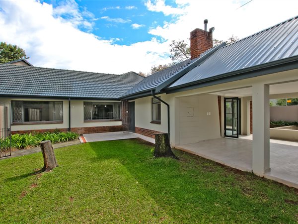 4 Bed House in Bryanston