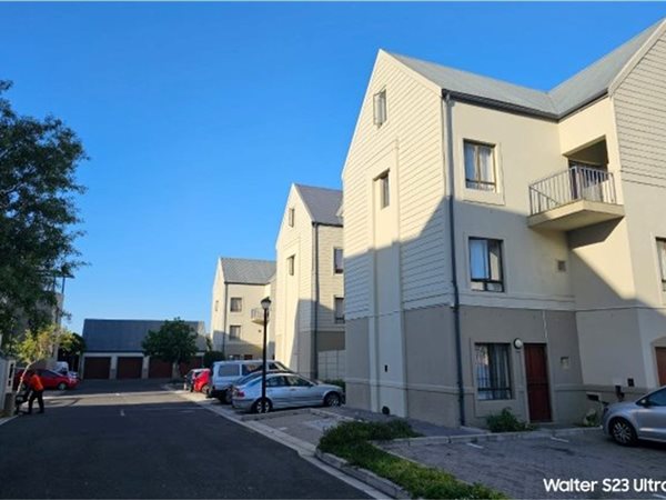 3 Bed Apartment