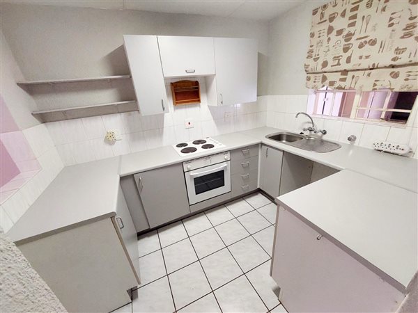 2 Bedroom Townhouse 2 Bedroom Townhouse