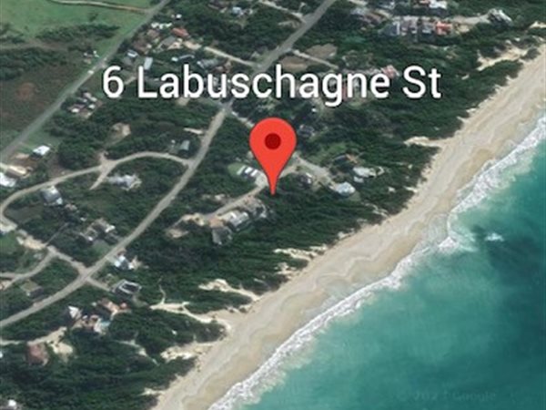 755 m² Land available in Paradise Beach