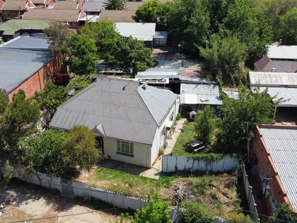 7 Bedroom House 7 Bedroom House