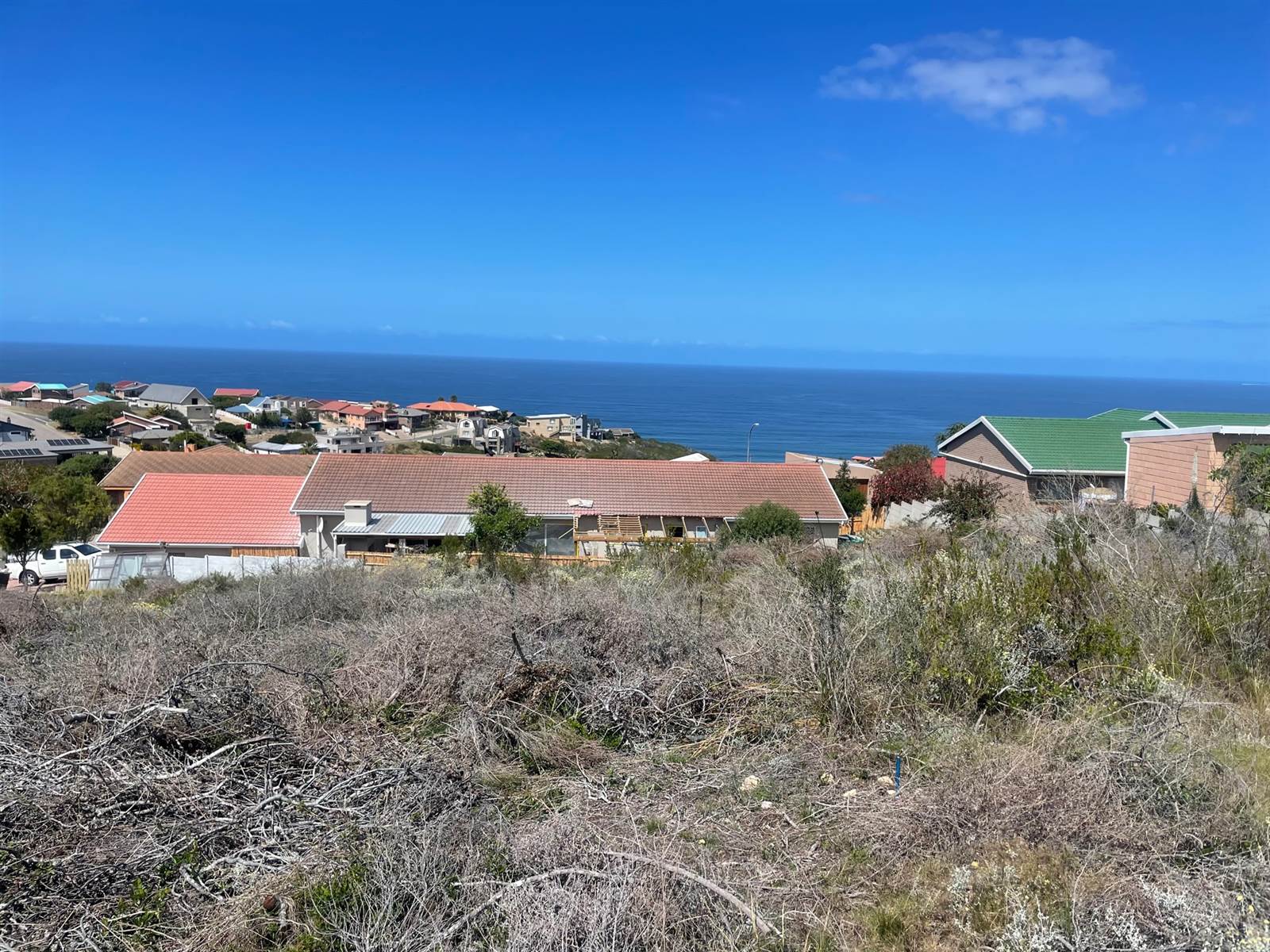 1020 m² Land available in Dana Bay photo number 3