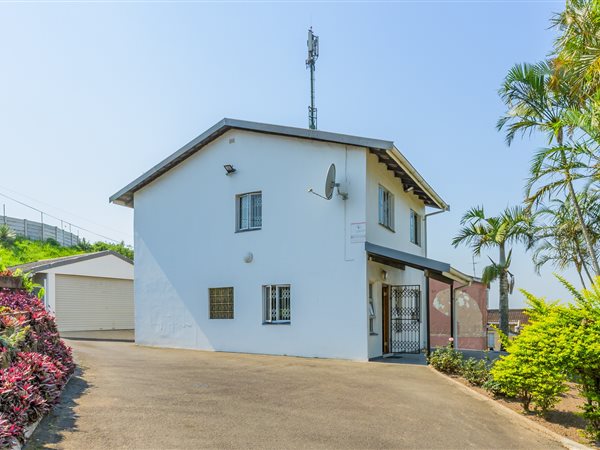 3 Bedroom House 3 Bedroom House