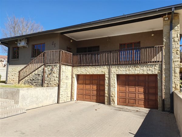 3 Bedroom House 3 Bedroom House