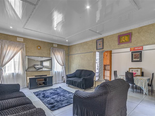 3 Bedroom House 3 Bedroom House