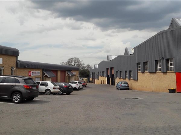 144  m² Industrial space