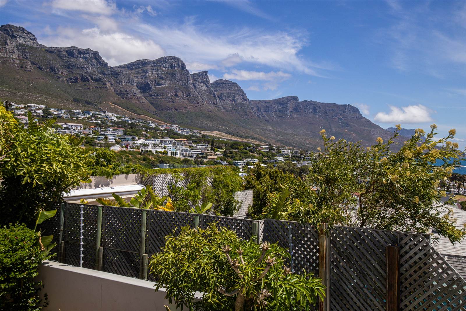 2 Bed Townhouse in Camps Bay photo number 27