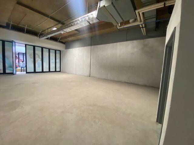 104  m² Commercial space in Milnerton Central photo number 10