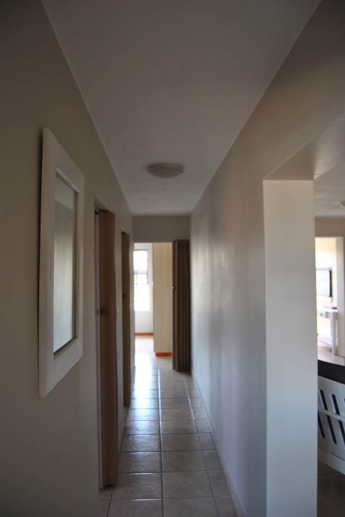 3 Bed Apartment in Hartenbos photo number 10