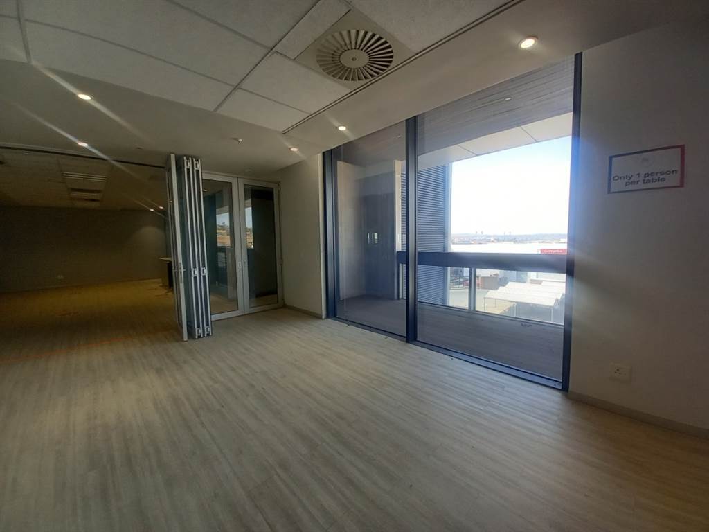 2093.9  m² Office Space in Centurion CBD photo number 21