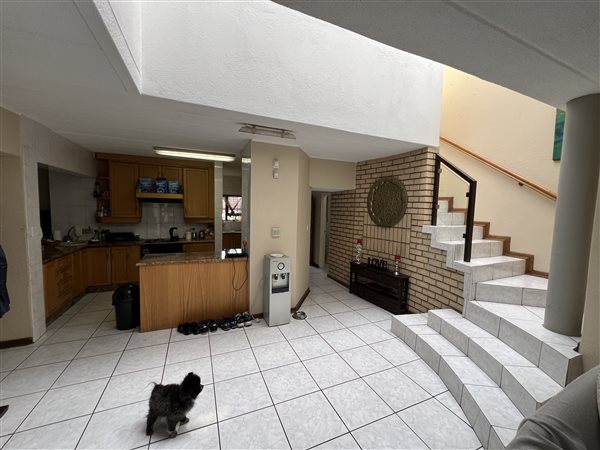 3 Bedroom Townhouse 3 Bedroom Townhouse