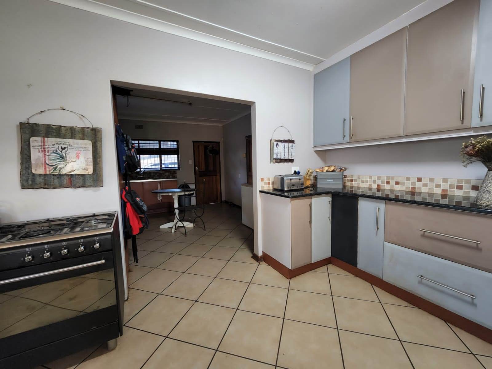 4 Bed House in Empangeni Central photo number 25