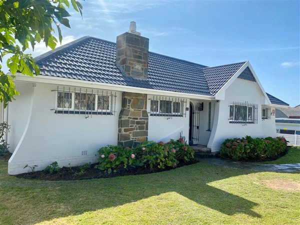 4 Bed House in Stirling