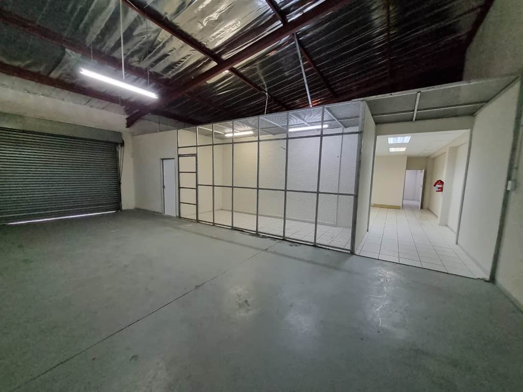 650  m² Commercial space in Richards Bay Central photo number 12