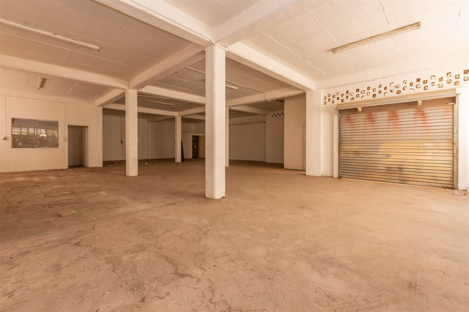 2210  m² Commercial space in Industria North photo number 23