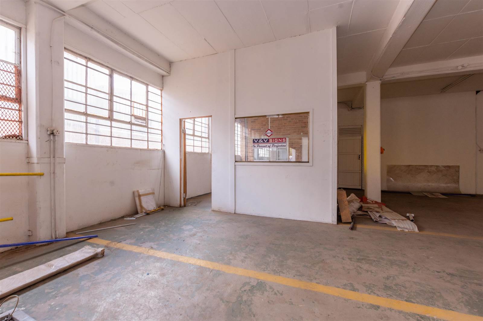 2210  m² Commercial space in Industria North photo number 7