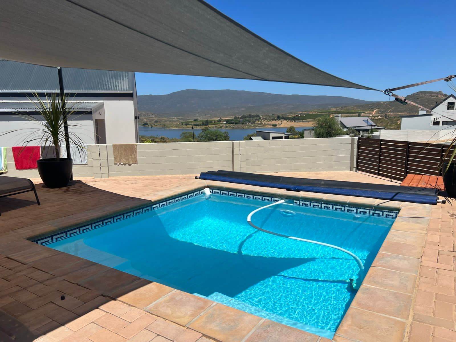 4 Bed House in Clanwilliam photo number 6