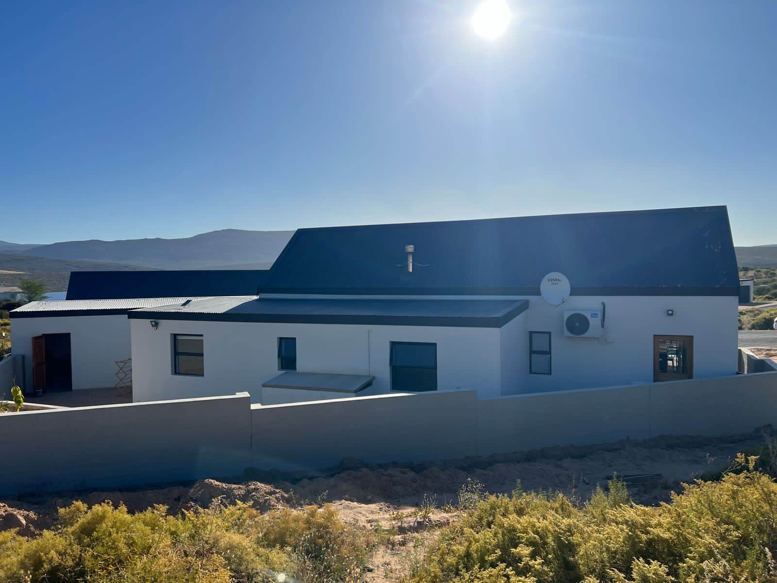 4 Bed House in Clanwilliam photo number 17