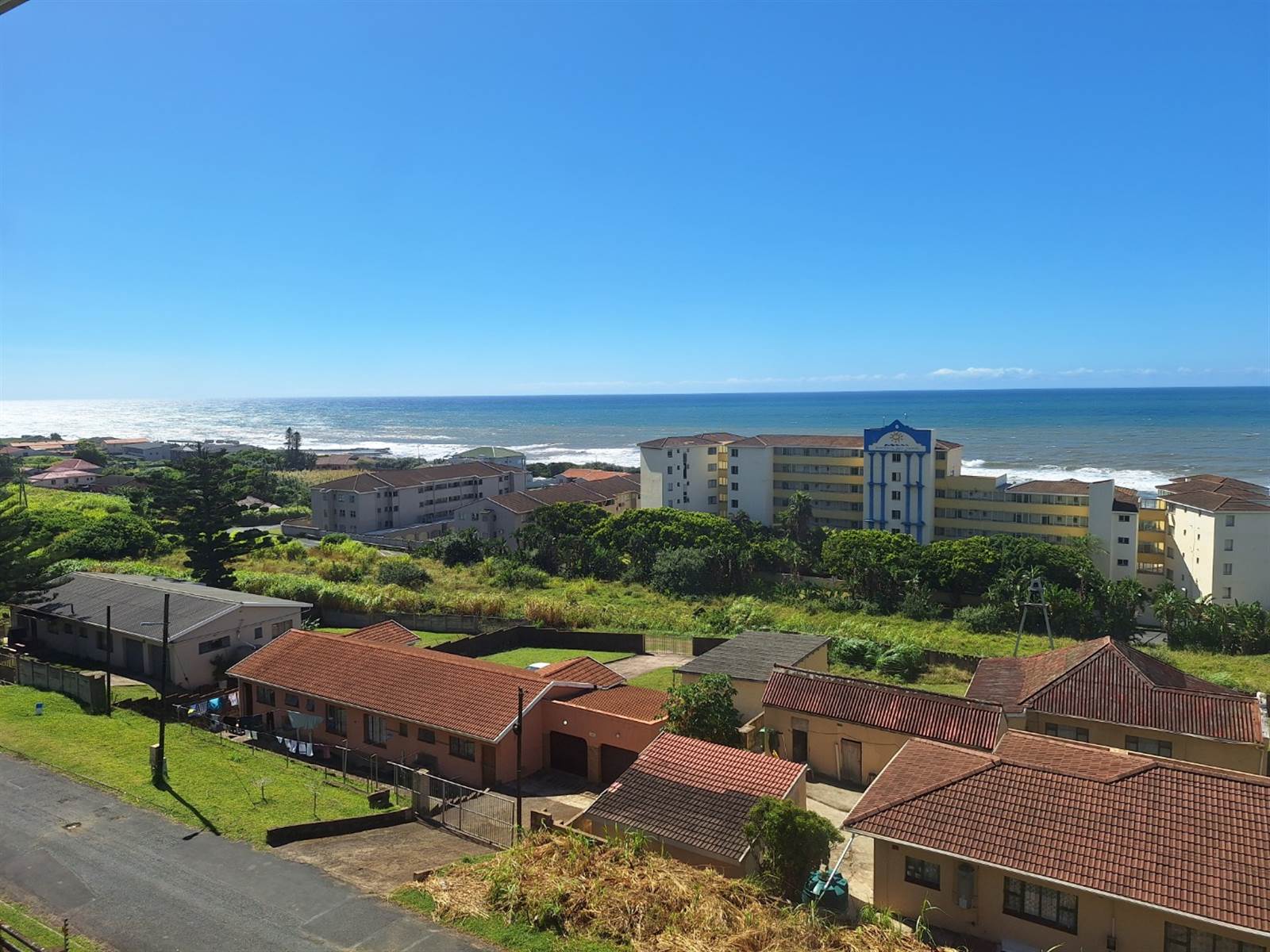 3 Bed Apartment in Port Shepstone photo number 25