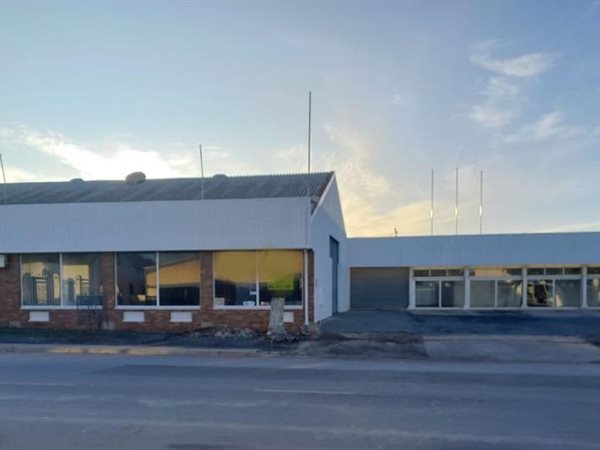 1000  m² Commercial space in Beaufort West