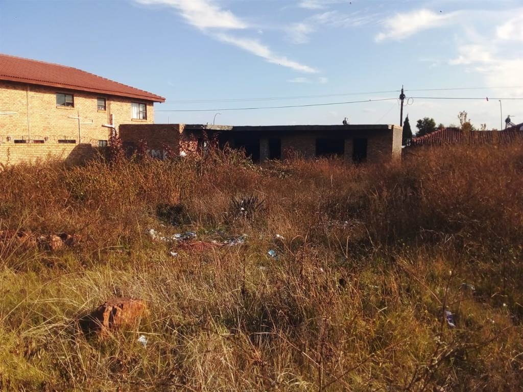 544 m² Land available in Lenasia South photo number 1
