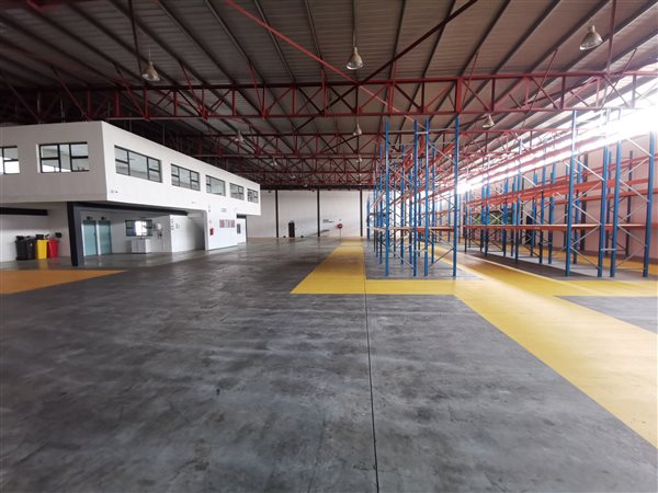 1 545  m² Industrial space