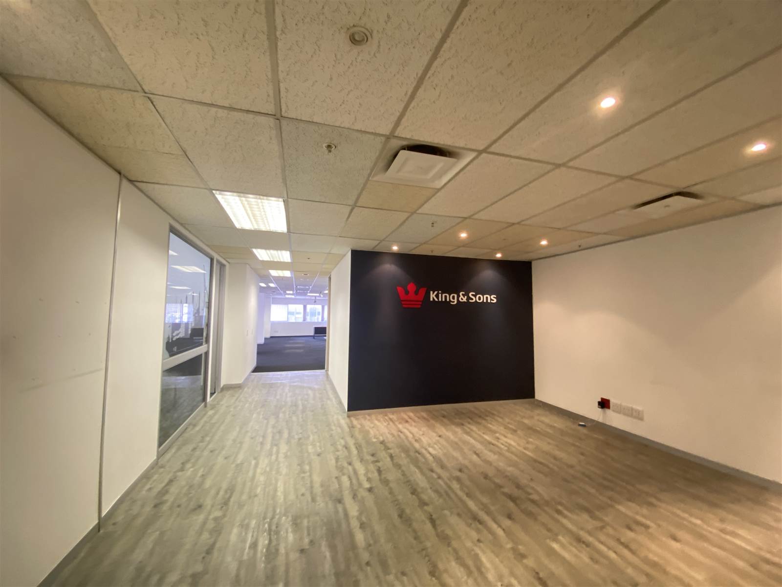 253  m² Commercial space in Cape Town City Centre photo number 9