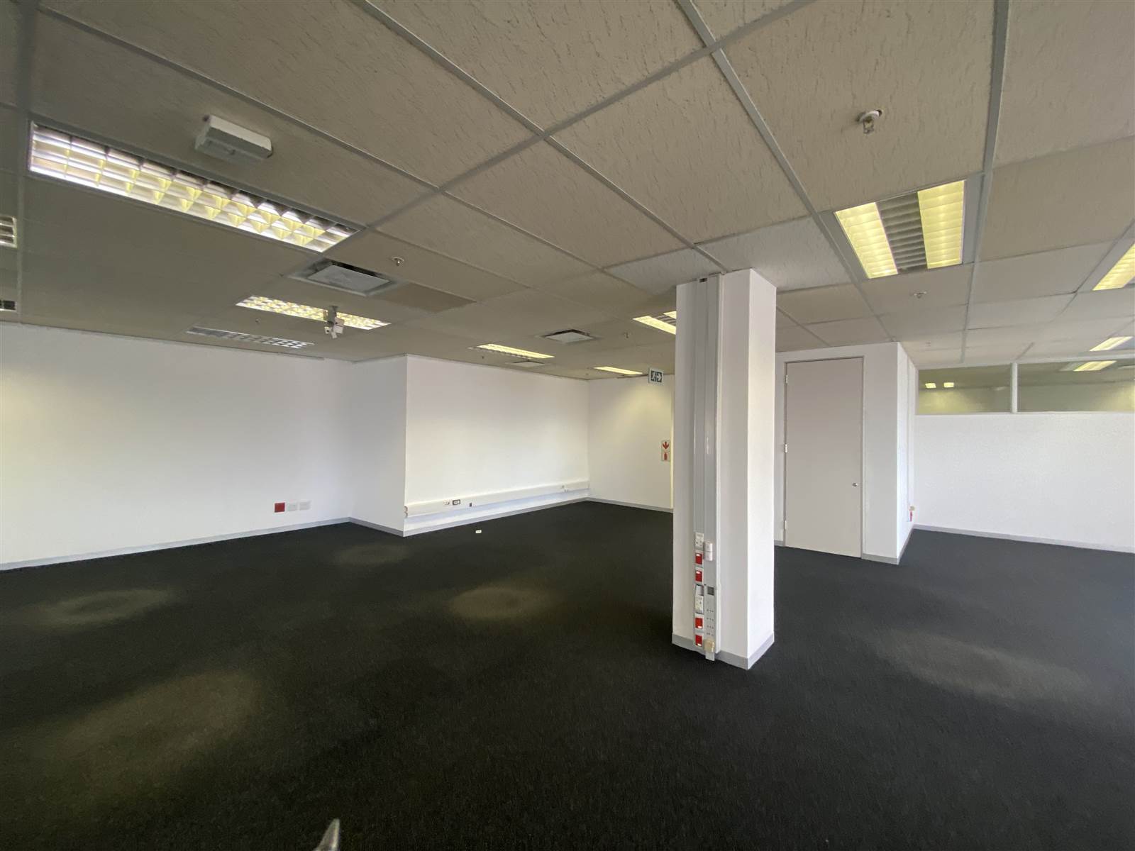 253  m² Commercial space in Cape Town City Centre photo number 17