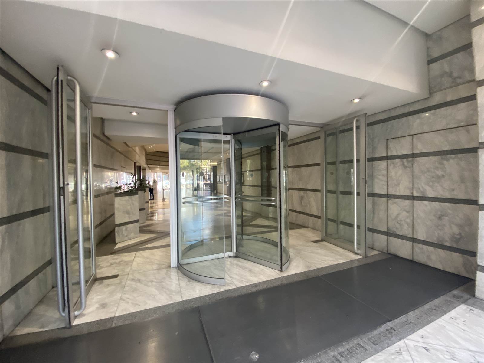 253  m² Commercial space in Cape Town City Centre photo number 6