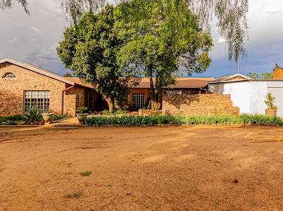 4 Bed House in Alewynspoort photo number 25