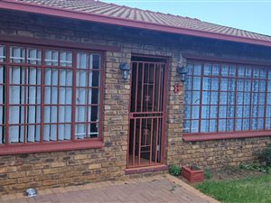 2 Bed Townhouse in Witpoortjie