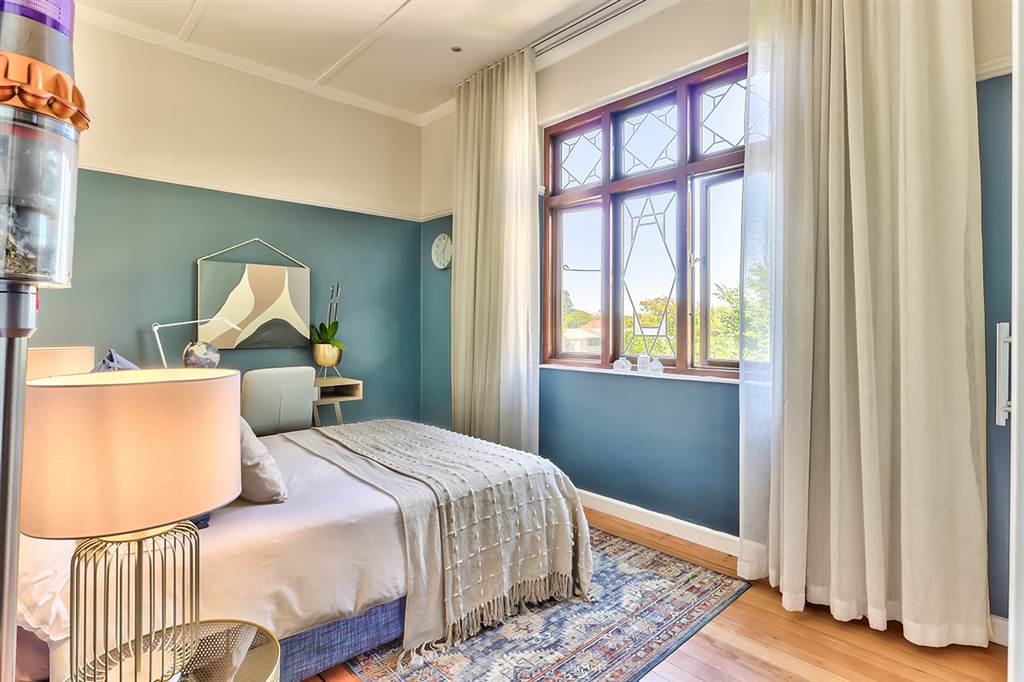 2 Bed Apartment in Rondebosch photo number 18