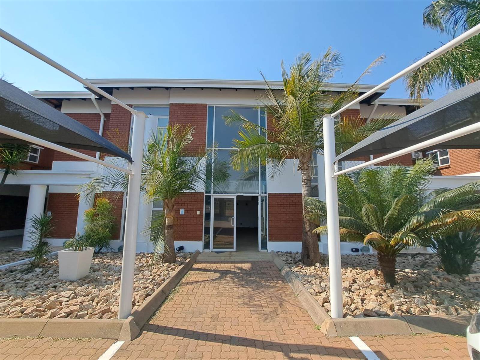 1805  m² Commercial space in Centurion CBD photo number 4
