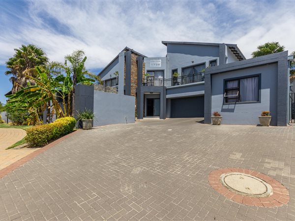 5 Bed House in Greenstone Hill