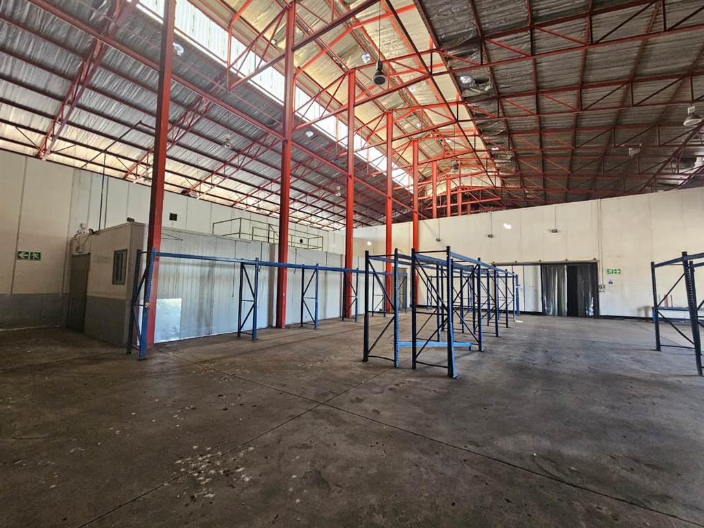 3200  m² Industrial space in City Deep photo number 7