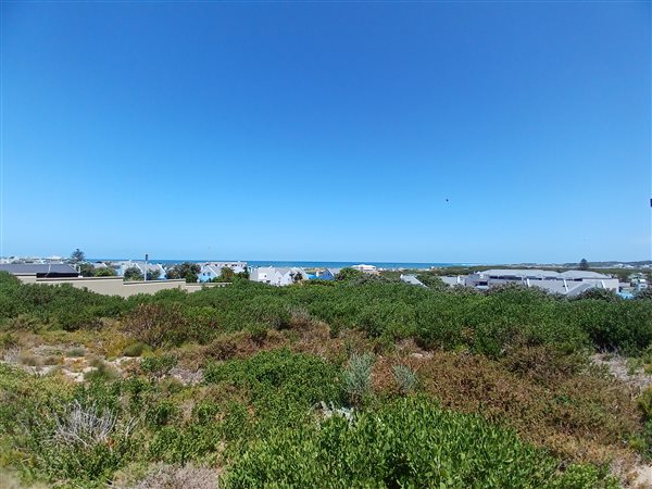 435 m² Land