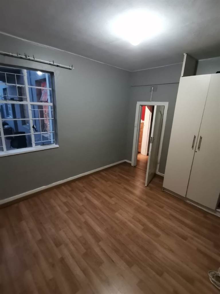 2 Bed Apartment in Benoni Central photo number 6