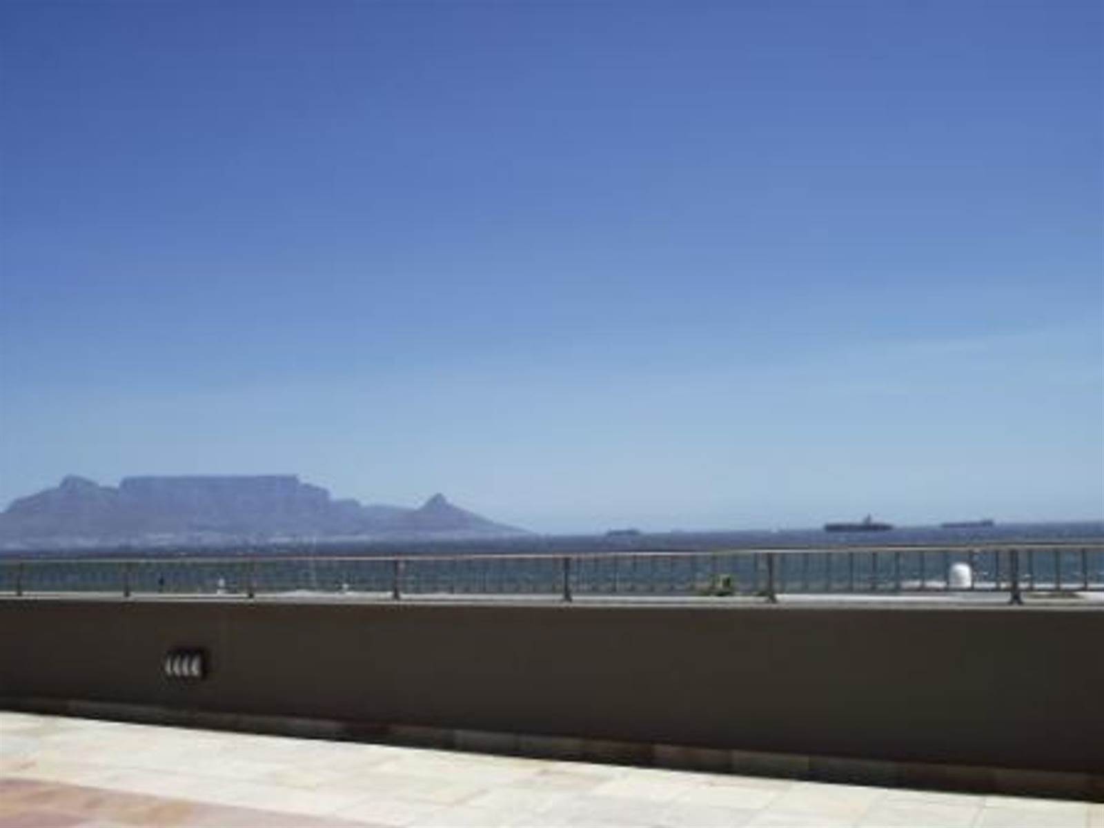 2 Bed Apartment in Bloubergstrand photo number 25