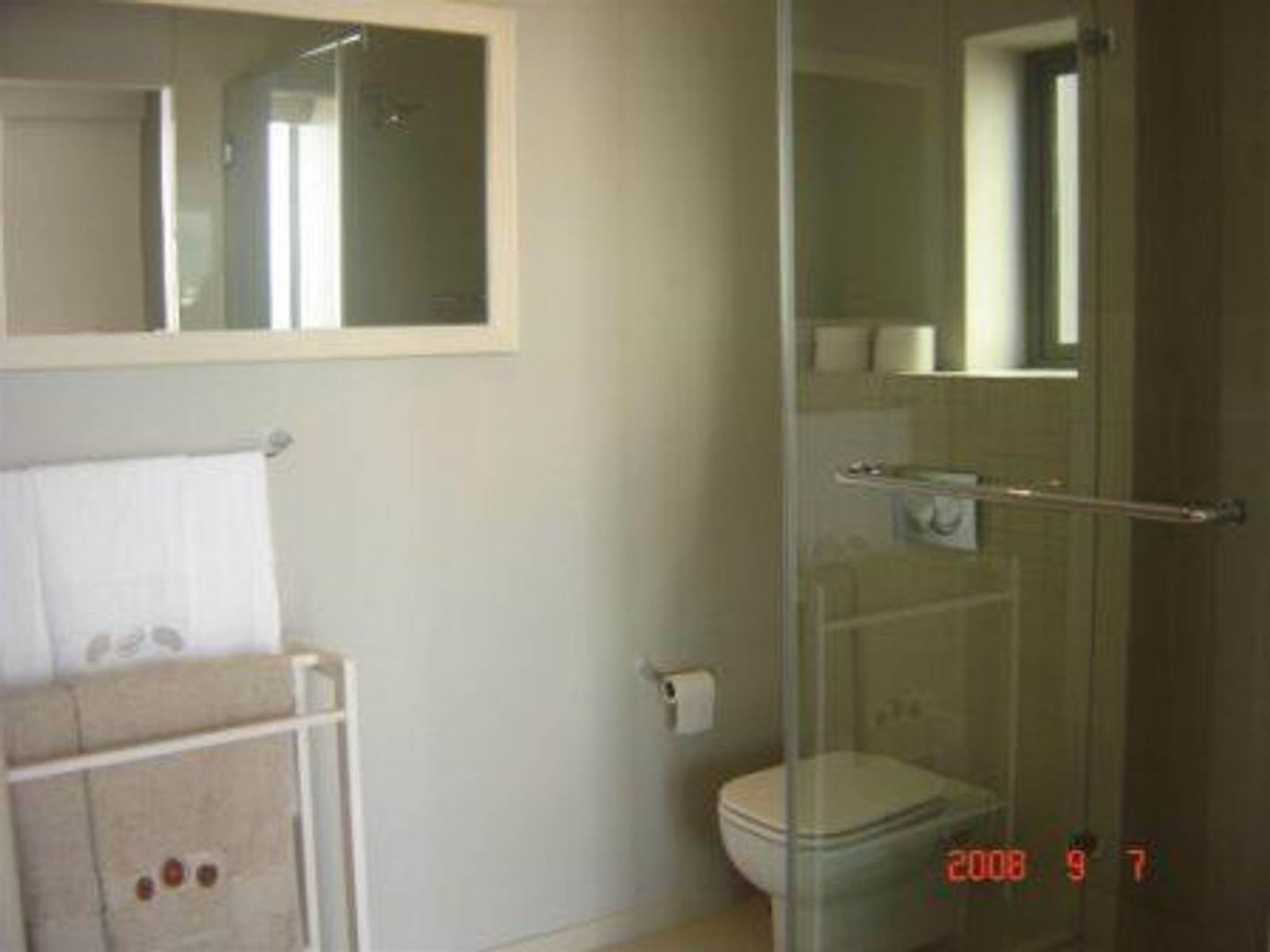 2 Bed Apartment in Bloubergstrand photo number 19