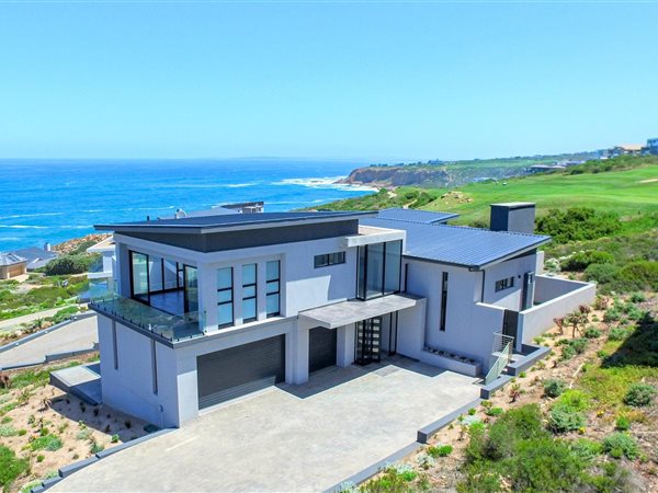 4 Bed House in Pinnacle Point Golf Estate