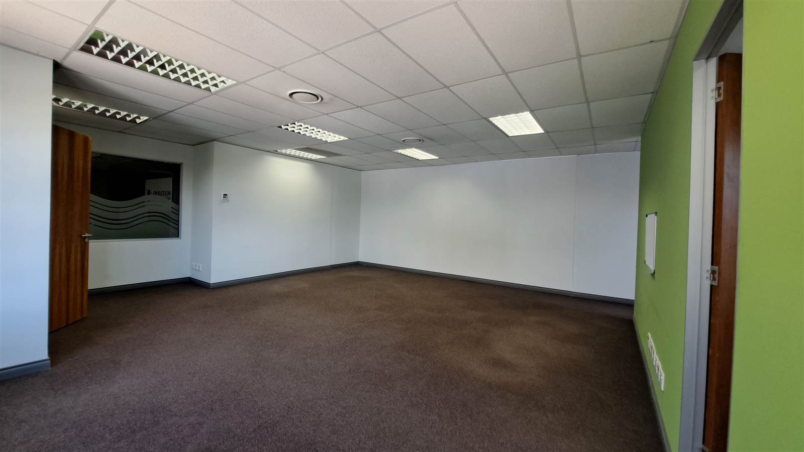 372  m² Commercial space in Allens Nek photo number 17