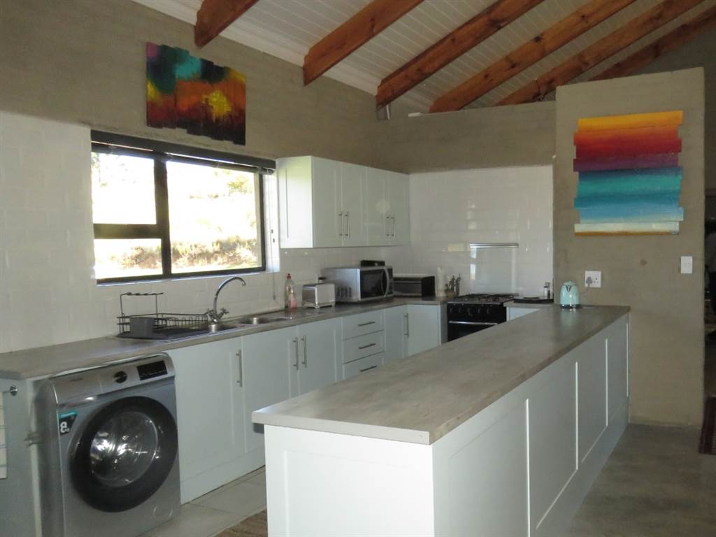 2 Bed House in Clarens photo number 13