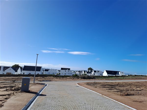364 m² Land available in Yzerfontein