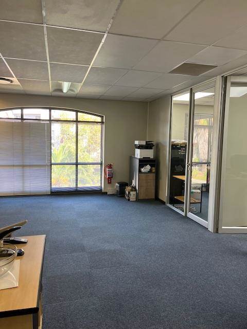 978  m² Office Space in Century City photo number 5