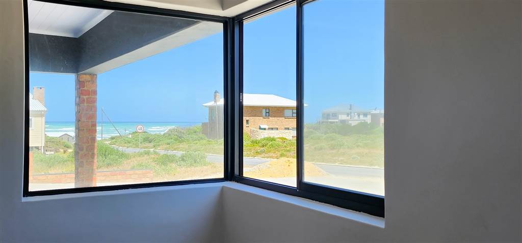 3 Bed House in Suiderstrand photo number 20