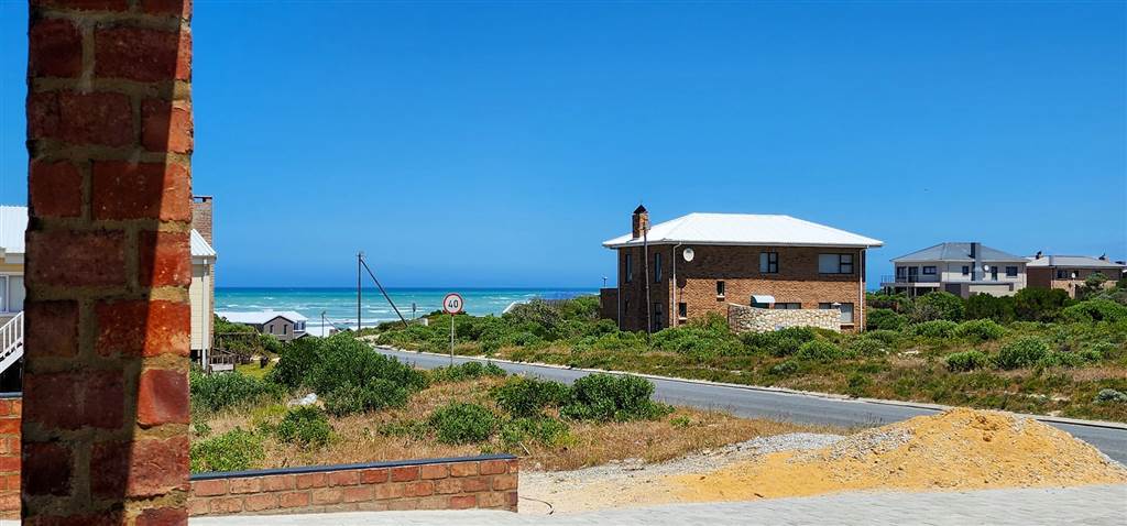 3 Bed House in Suiderstrand photo number 8